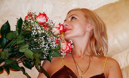 Jullia from Russia with smooch
