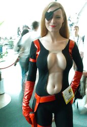Damsels Of Comic Con