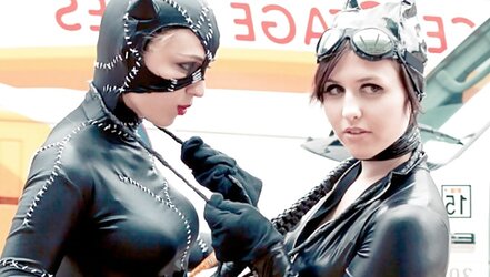 Damsels Of Comic Con