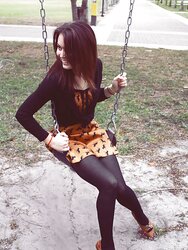 Ebony and brown pantyhouse