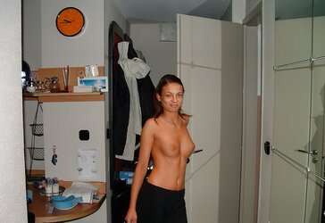 Inexperienced poses indoor