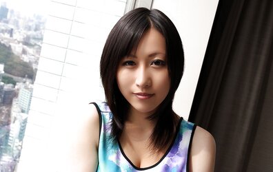 Yuna Hoshizaki - Killer Japanese adult movie star
