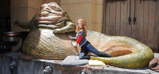 Molly Quinn - Crimson Headed Taunt