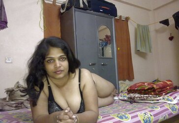 Bangladesi Wifey Nasrin-individual Homemade HD picture by spouse