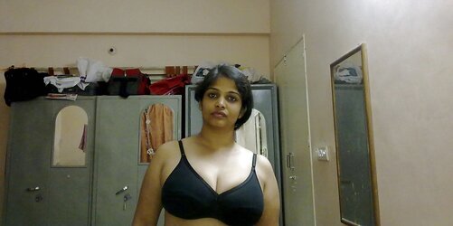 Bangladesi Wifey Nasrin-individual Homemade HD picture by spouse