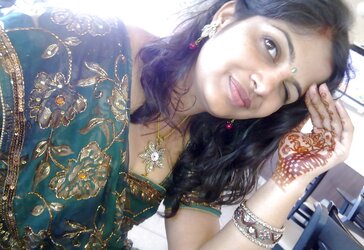 Bangladesi Wifey Nasrin-individual Homemade HD picture by spouse