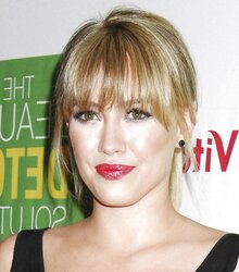 Hilary Duff The Hottie Detox Solution Book Launch Soiree