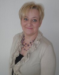 Versaute Fellate und Nail Mummy