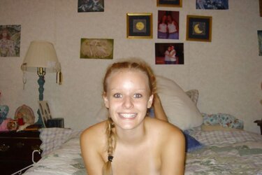 Olivia display herself.two - coolbudy
