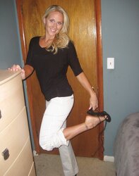 Unclothe Taunt Part three (Work Outfit)