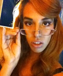 Womanish TRAPS - Luxurious