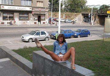 Inexperienced Twat-Images in public