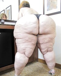 Gigantic culos VII