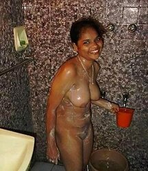 Indian aunty demonstrating