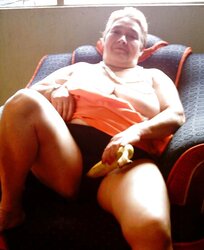 Colombian granny Bell (sixth set)
