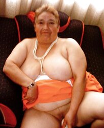 Colombian granny Bell (sixth set)