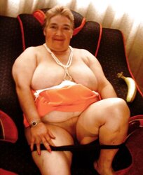 Colombian granny Bell (sixth set)