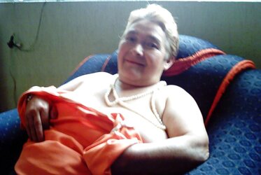 Colombian granny Bell (sixth set)