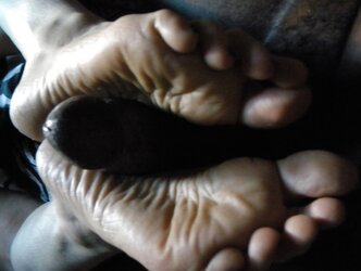 Whore,phat ass white girl,mummy,soles
