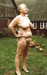 Saggy titties 12.