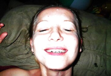 A TINY CUMSLUT
