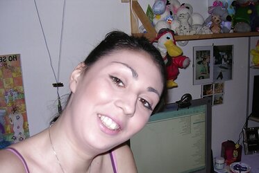 Big-Boobed Gf With Furry Snatch Self Shot Bare Pictures
