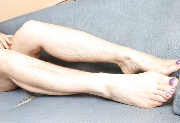 Mature unshaved soles