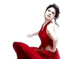 Gal in crimson two!