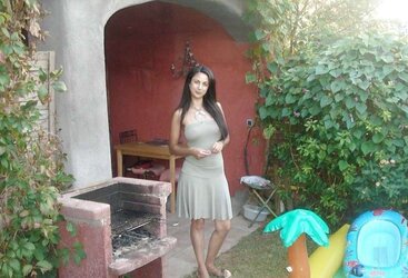Persian super-hot mum arab get bare