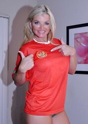 Vicky Vette twitt pictures