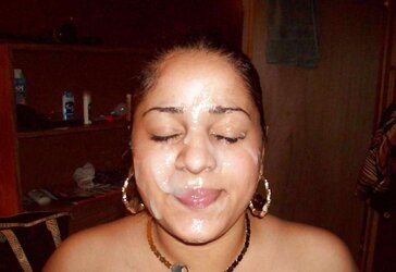 Facial Cumshot arab lady
