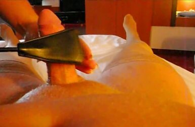 LadyNylons - Footjob im Hotel
