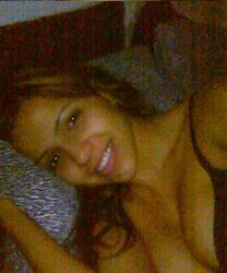 Vida Guerra Cellphone 2010 Leaked Pic
