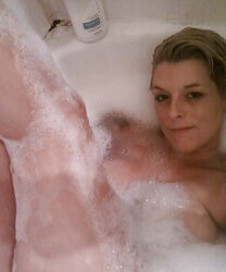 Bouncy tub
