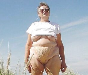 Granny mature combine .