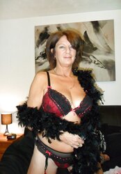 M I L F CHRISSIE FROM UK