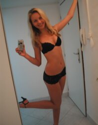 Hotties Posture