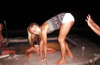 Facebook pig - super-hot shots