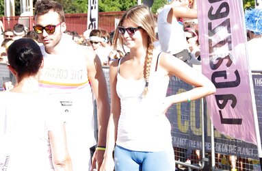 Fotze frisst Hose Pipe - cameltoe