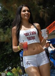 Fotze frisst Hose Pipe - cameltoe