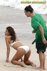 Celeb Bathing Suit Bums - Leave Sloppy Comments