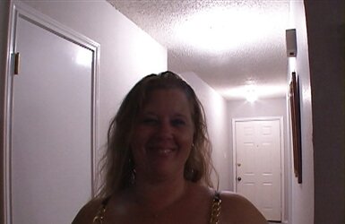 Brief Large Booty PLUMPER Mom