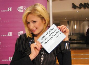 Random Celeb caption