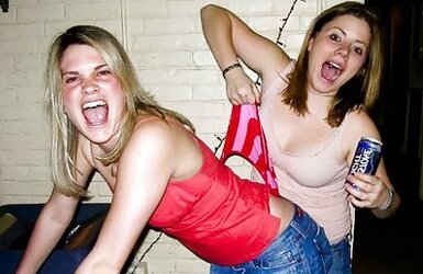 Dame wedgies