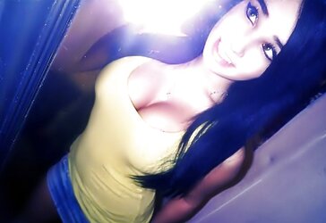 Chicks I wanna have bang-out with...