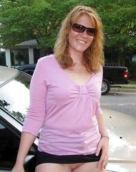 Super-Sexy redhead...