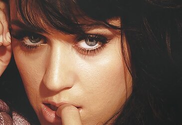 Katy Perry steaming!