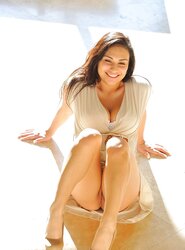 A glimpse upskirts