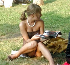 Luxurious Upskirt Honeys 11 By Voyeur TROC