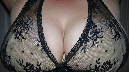 Craigslist girls around the world